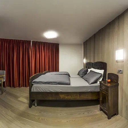 Nonsolomele Villa Romallo Buitenkant foto